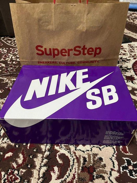 Кроссовки Nike оригинал! Новые в коробке! Размер 44-45