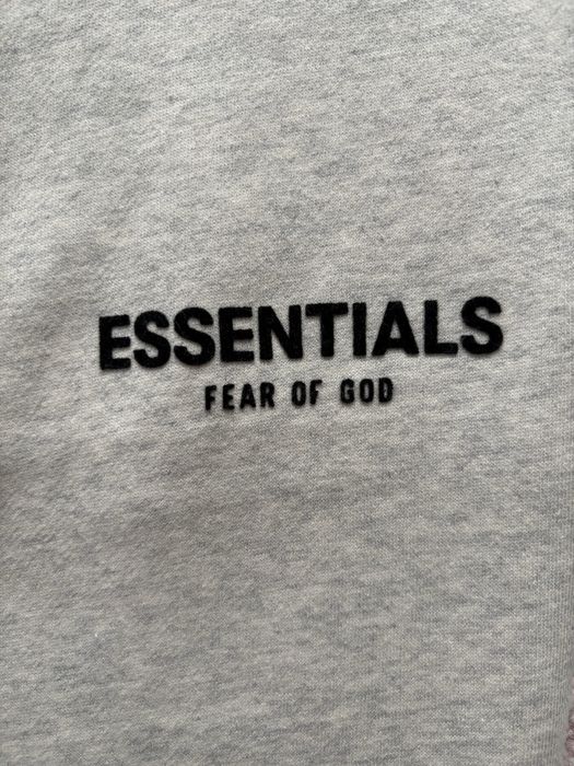 Essentials Light Oatmeal екип