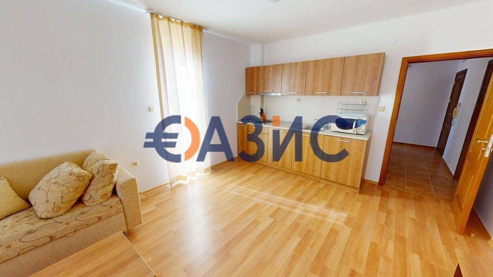 Продава се Тристаен апартамент в к.к. Слънчев бряг - 122 кв.м за 779 €/кв.м - Снимка #1