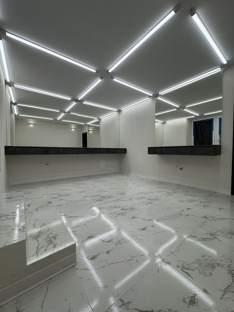 Spatiu comercial Frizerie / Salon