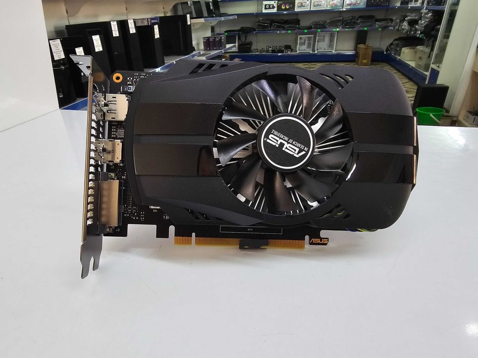 Видеокарта(Б.У) ASUS GTX 1650 4 Gb 128 Bit GDDR5