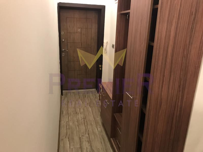 Дава се под наем Тристаен апартамент в Варна, ВИНС - 90 кв.м за 750 € - Снимка #11