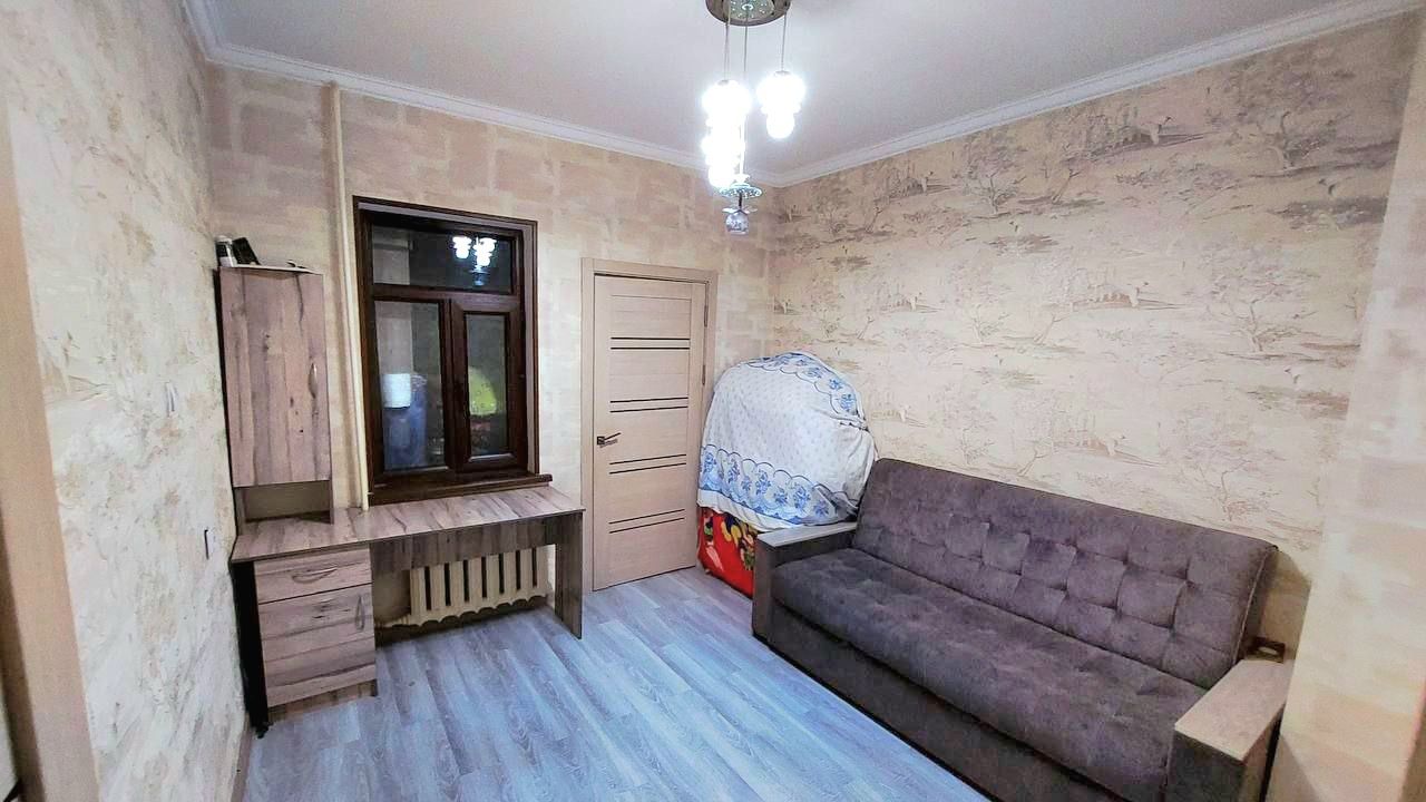 Сергели тум. 5-массив. 3хона/4/9. 93м²