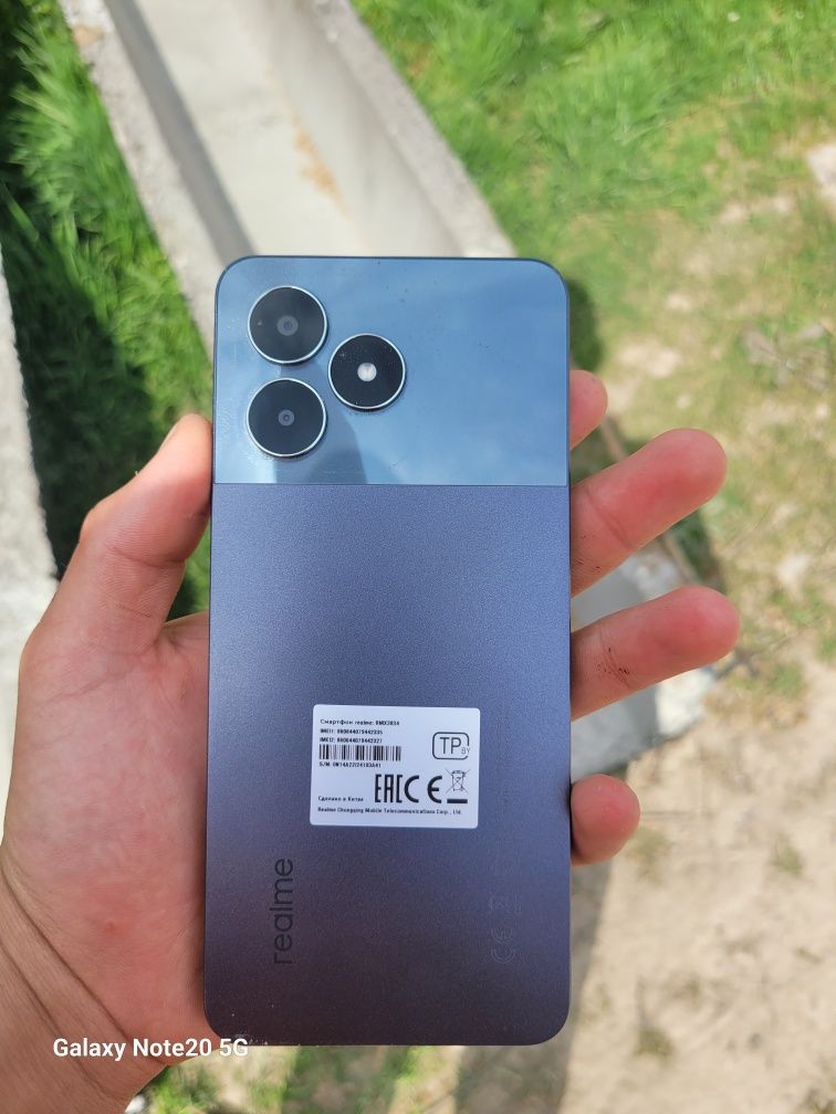 Realme Note 50..