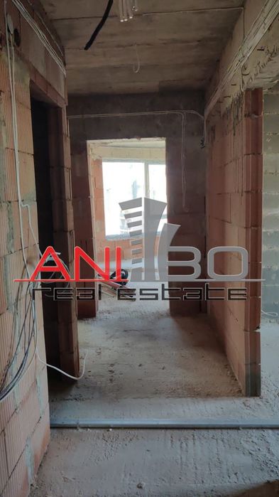 Продава се Тристаен апартамент в Варна, Левски - 96 кв.м за 2466 €/кв.м - Снимка #10