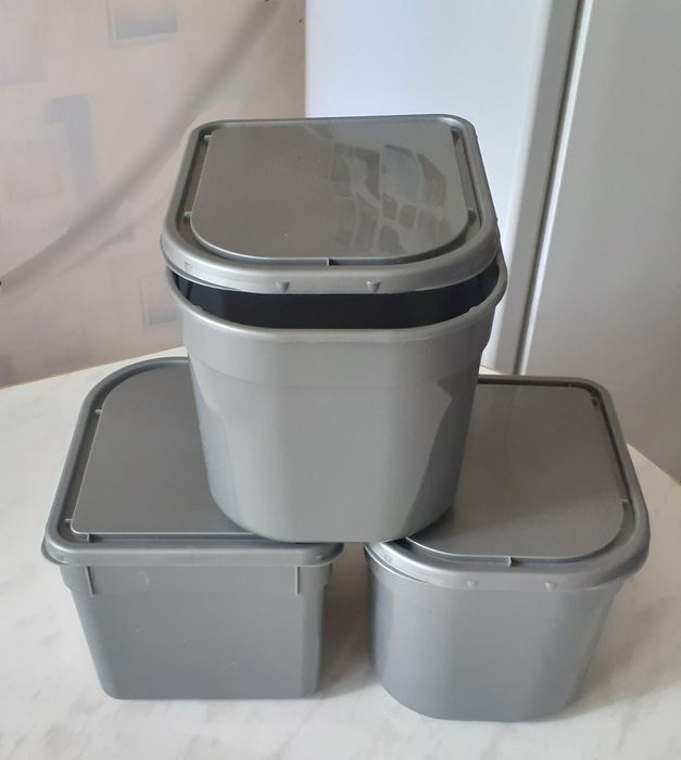Продам контейнеры по 150тг.