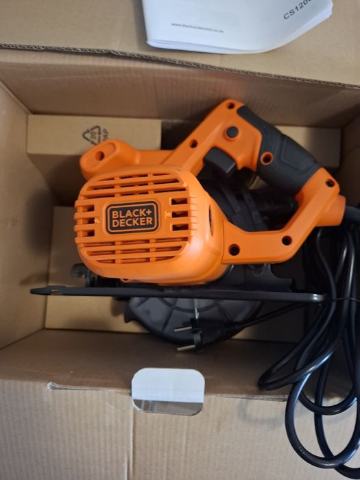 Fierastrau circular Black & Decker (ca NOU)