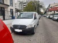 Vând Mercedes vito