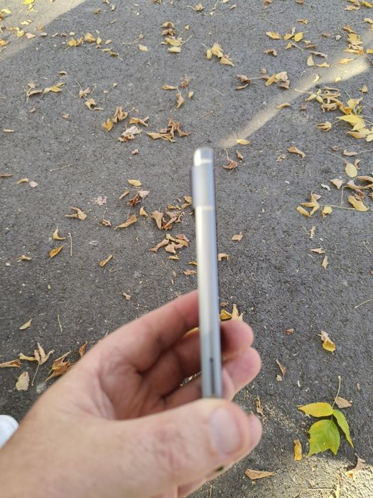 Google Pixel 8 full, garanție 18 luni. Impecabil.