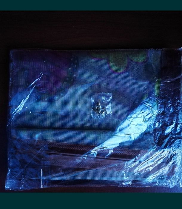 Perdea insecte cu închidere magnetică