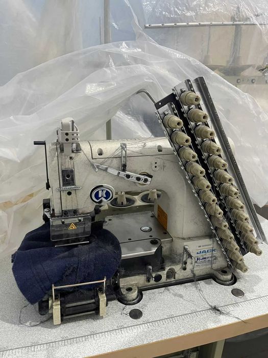 Многоигольная промышленная машина Jack JK-8009VC-13064P