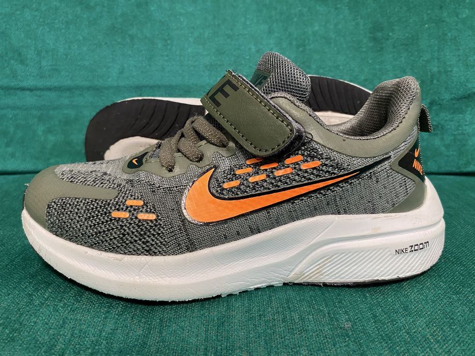 Pantofi sport copii Nike Zoom marimea 30