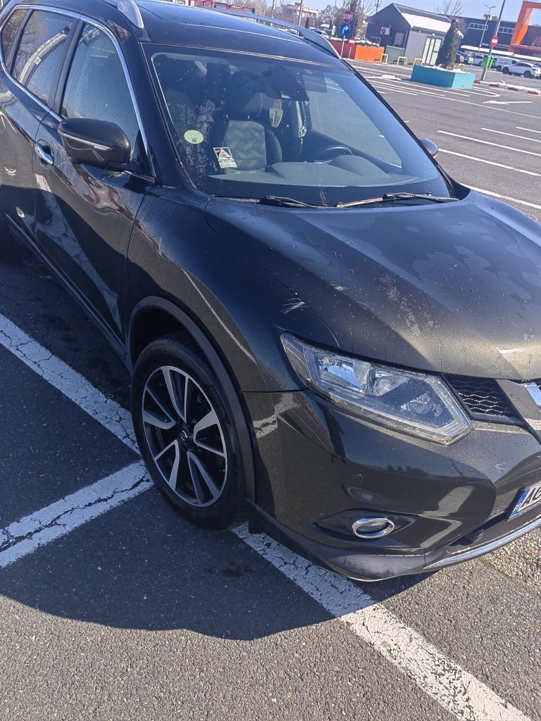 Nissan x-trail 2015