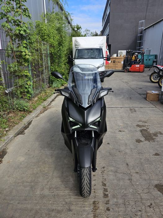 Yamaha Xmax TECH