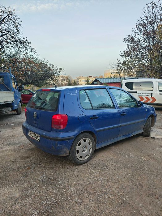 VW polo 1.4 моноинжекцион 2001