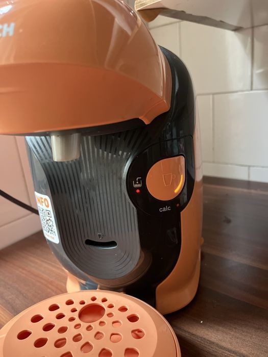 Aparat cafea pe baza de capsule