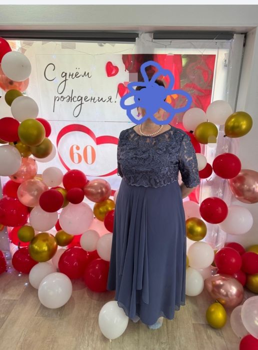 Платье нарядное серо голубое