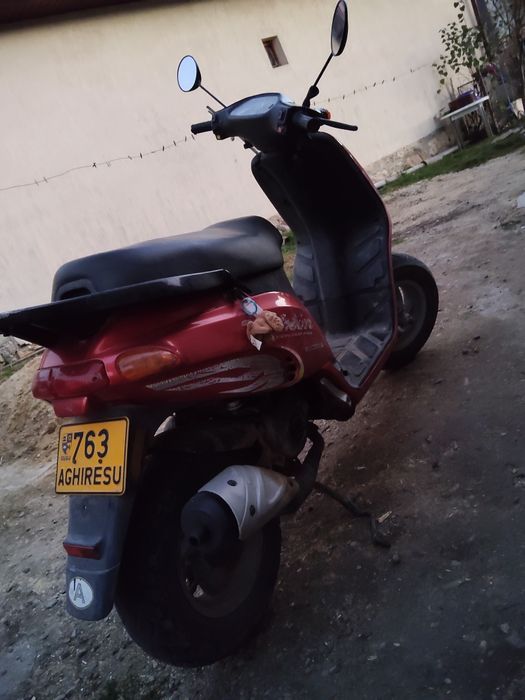 Vând scuter Piaggio typon