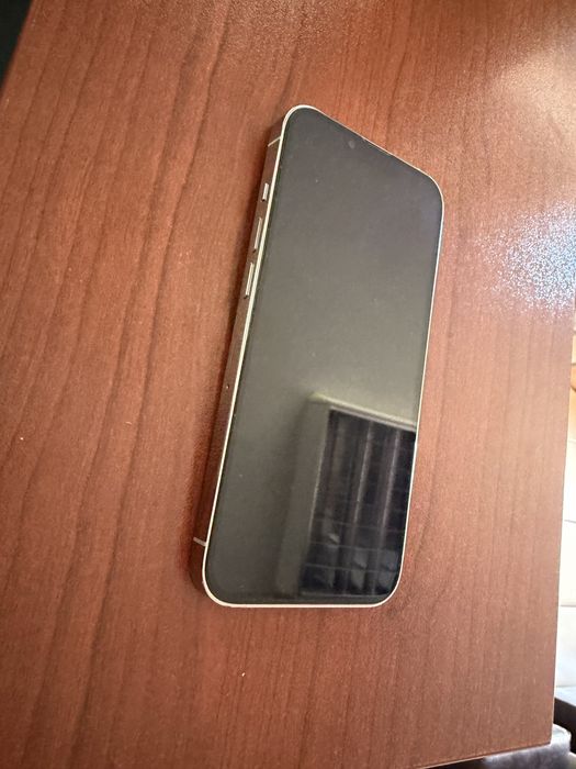 iPhone 13 про бял 78% батерия