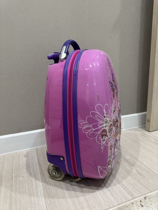 Чемодан детский для девочки