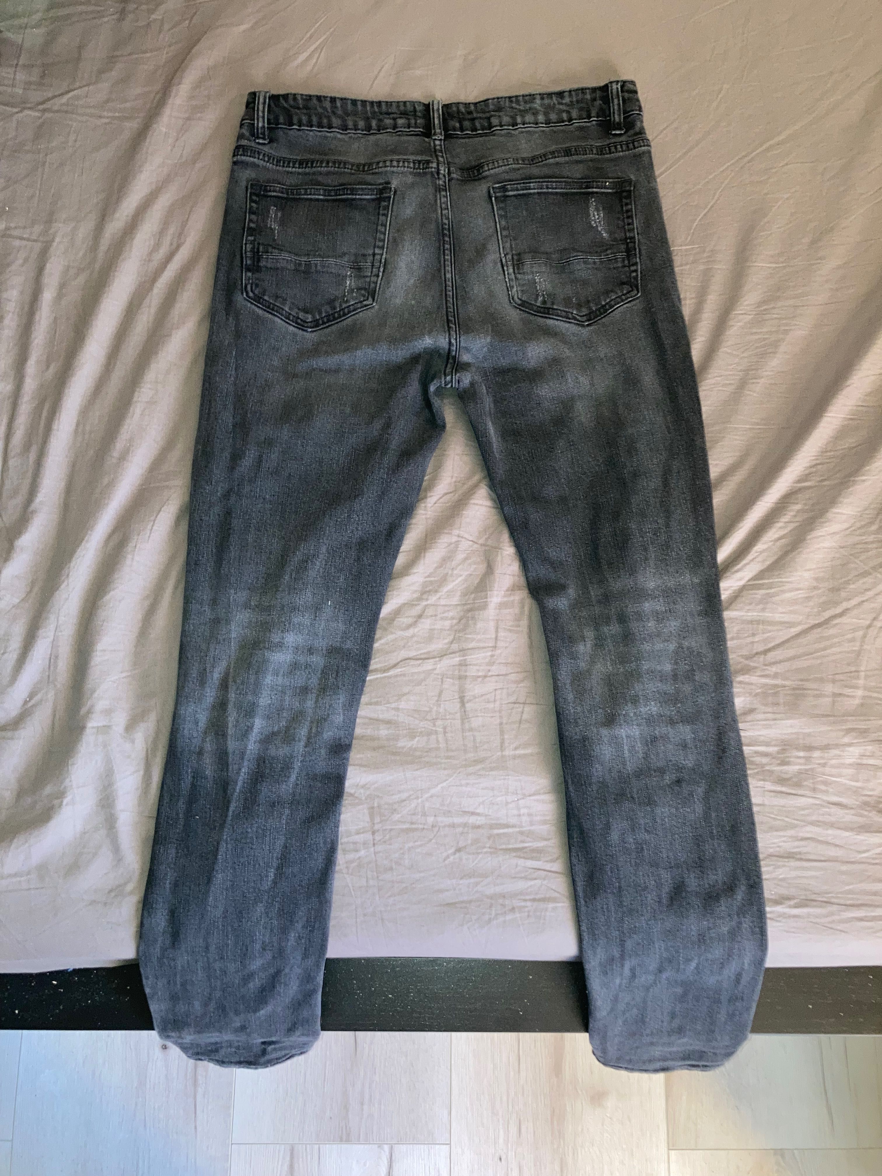 HESNTLS Jeans Size 34 (L)