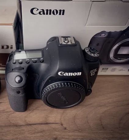 Профессиональный полнокадровый фотоаппарат Canon EOS 6D body боди