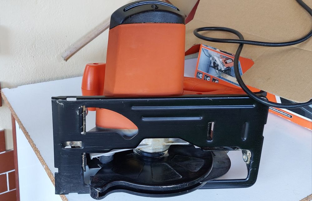 Circular Black & Decker