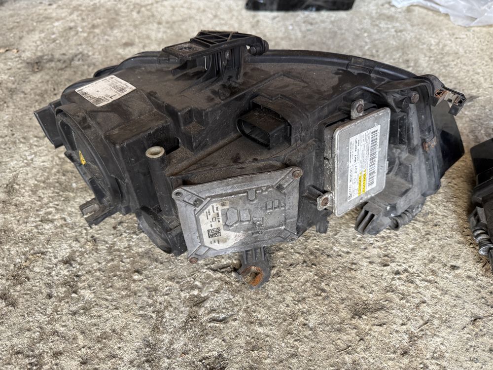 Far / Faruri Audi A4 B8 Xenon / LED