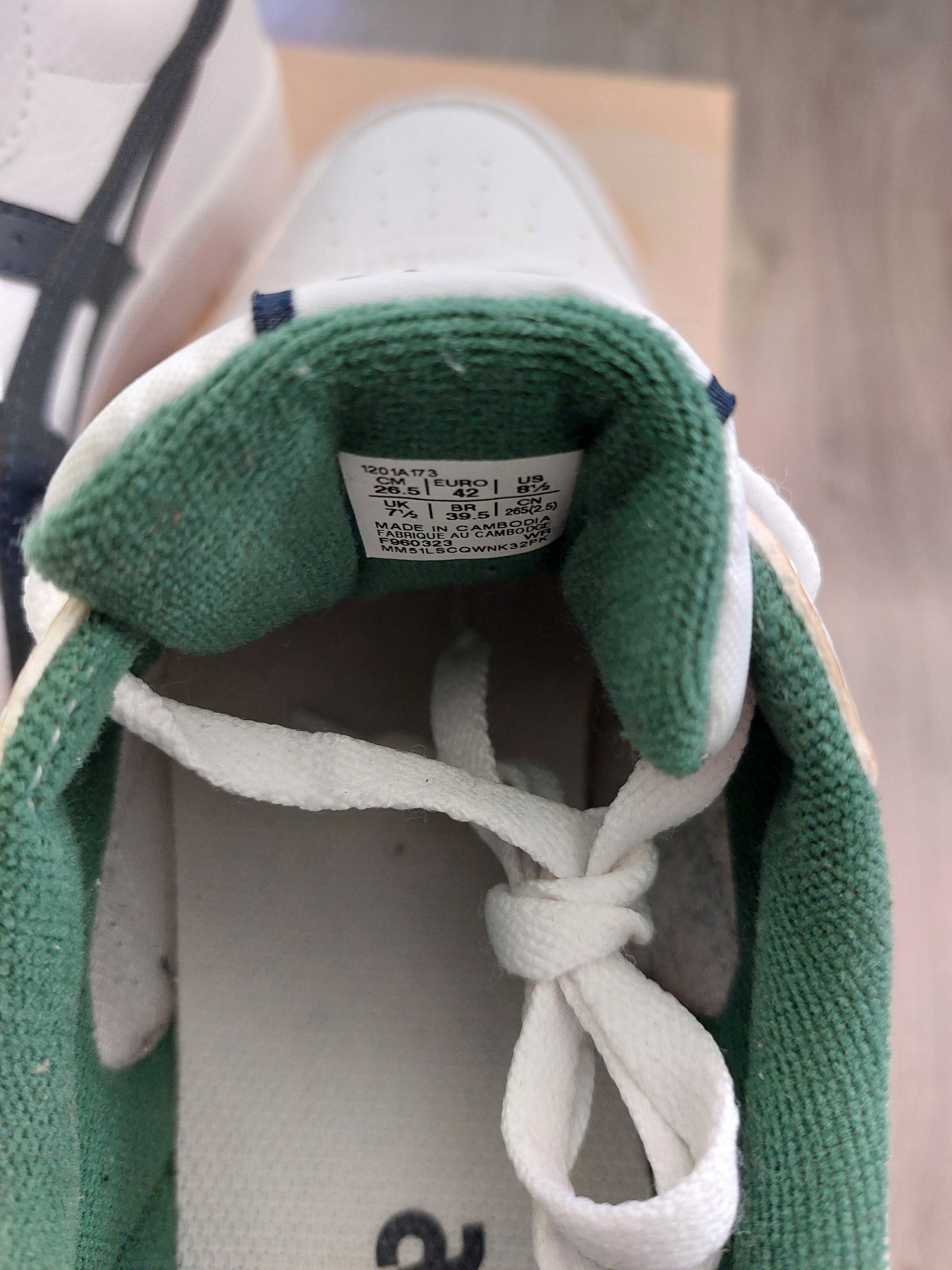 Нови оригинални маратонки Asics, 42 н.
