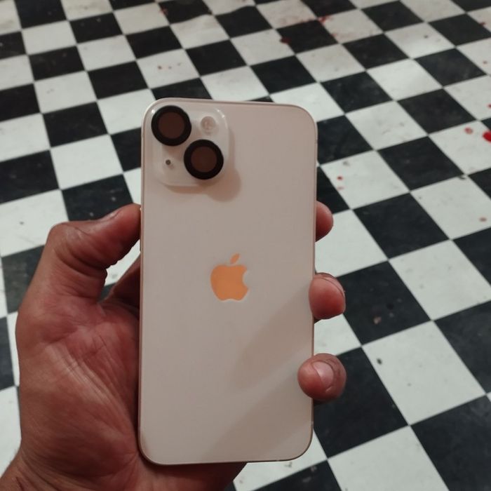 Iphone 14. YOMKOST 89,128 xotira