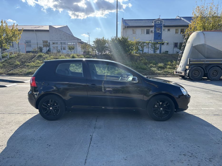 Vând/Schimb Golf 5 1.4mpi an 2005