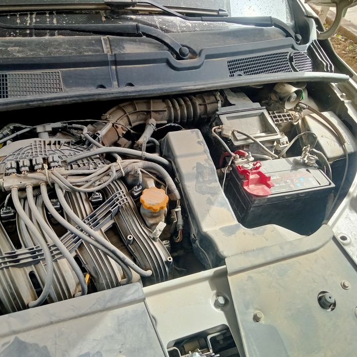 Lada xray cros Sotiladi xolati alo darajada