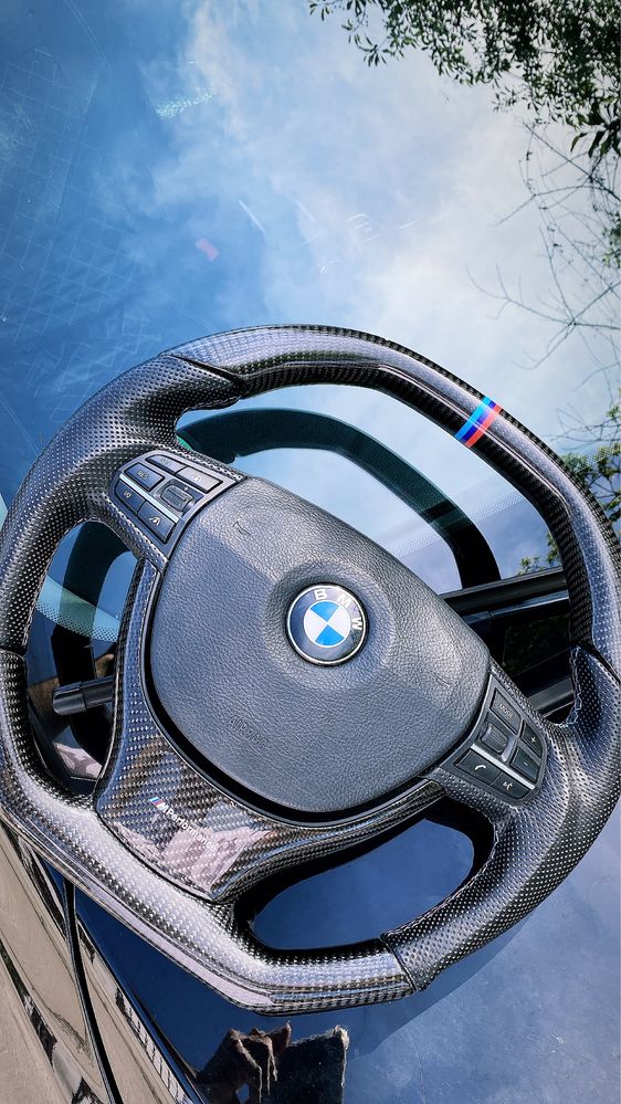 Volan BMW F10 F01 F06 M custom carbon