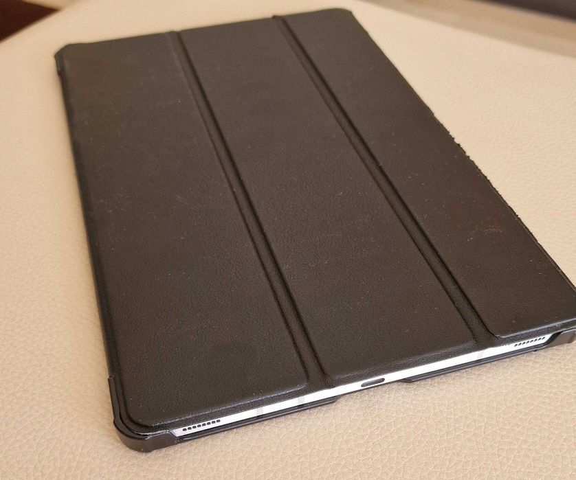 Vând tabletă Samsung Galaxy Tab S7, 11", 6GB RAM, 128GB, 4G.