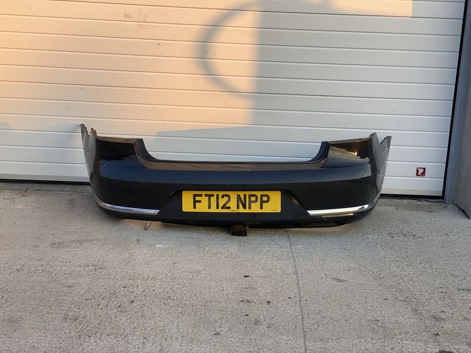 Bara spate cu crom Vw Passat b7 berlina / limuzina