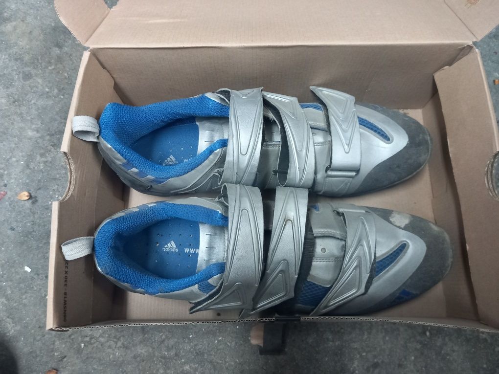 обувки за колоездене Adidas с клипс