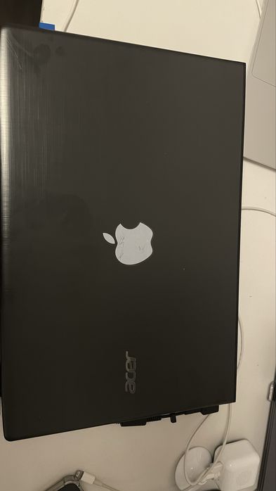 Срочно Ноутбук Acer сатылады. жағдайы жақсы