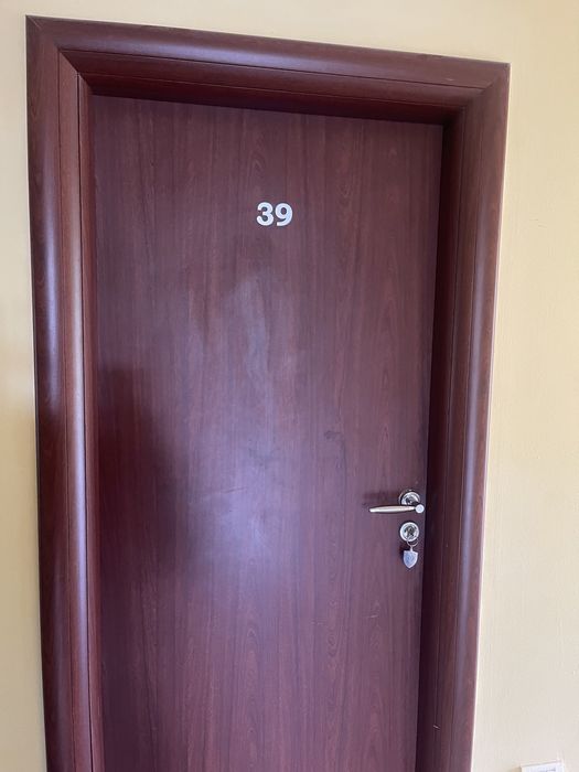 Usi de interior cu toc cu tot