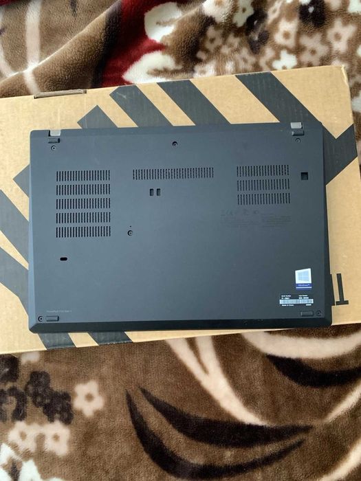 Lenovo ThinkPad T14 Gen 1, Intel I7-10610U, 16GB RAM, 256GB Като Нов