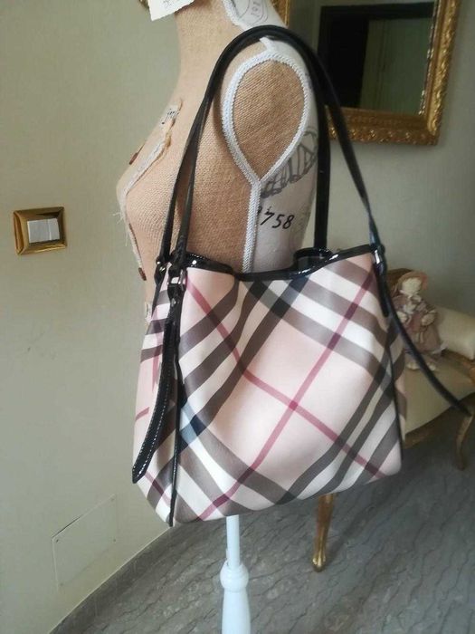 Burberry оригинална дамска чанта