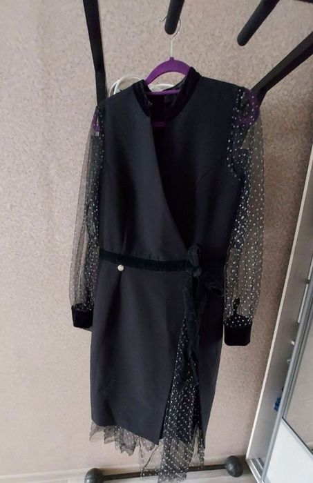 Продаётся платье чёрного цвета 46 размер