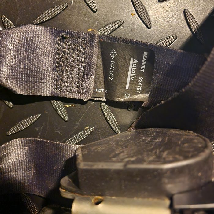 Centura stanga fata duster 1