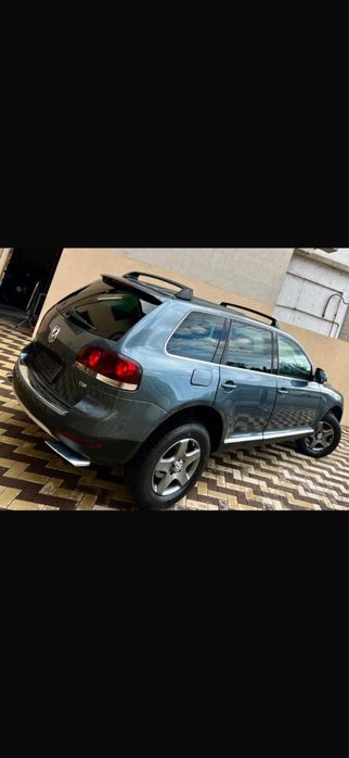 Vand sau schimb touareg 2.5