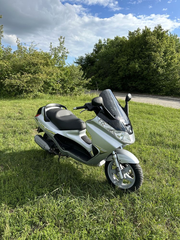 Piaggio x8 200cc