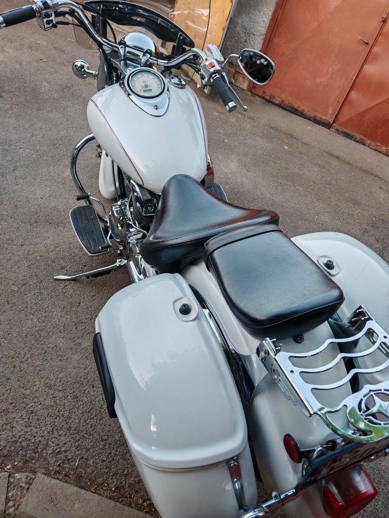 Vând YamahaDragstar 1100 in stare excelenta