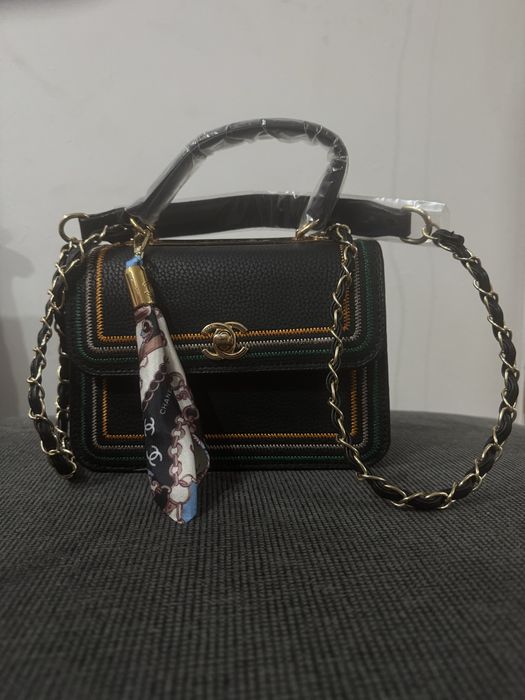 Geanta Chanel din piele
