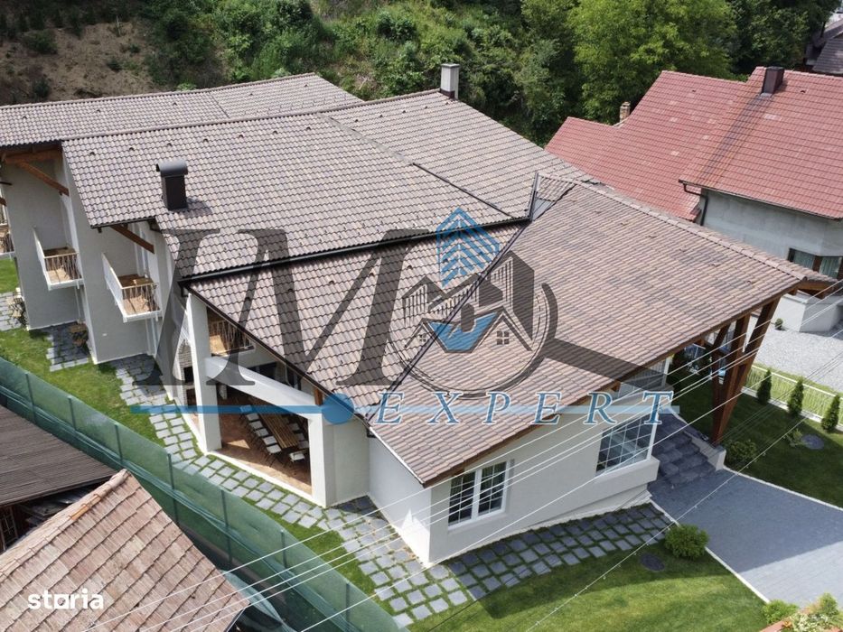 Casa - Pensiune de vânzare pe Transalpina in Sugag