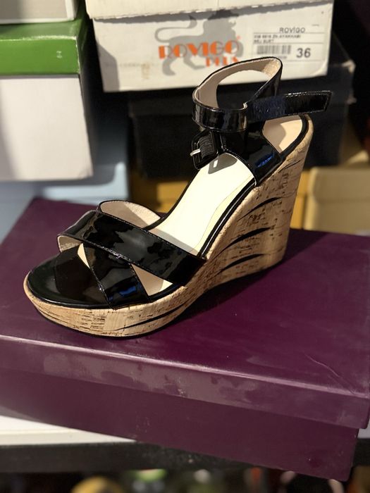 Продам женскую обувь ноаую и б/у