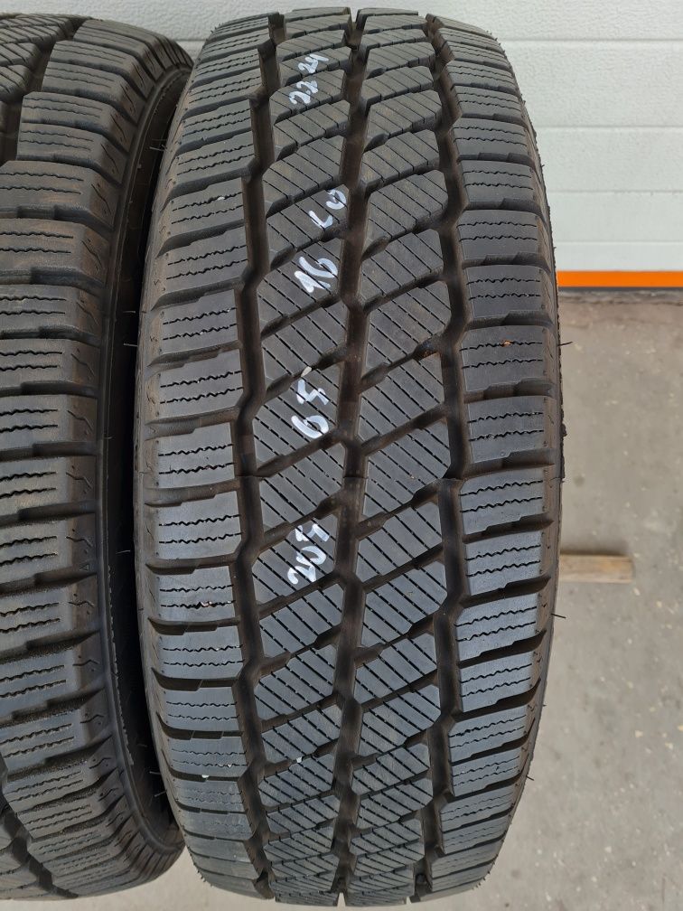 Зимни гуми 4 броя за Бус GOODRIDE SW612 205 65 R16C дот 2224