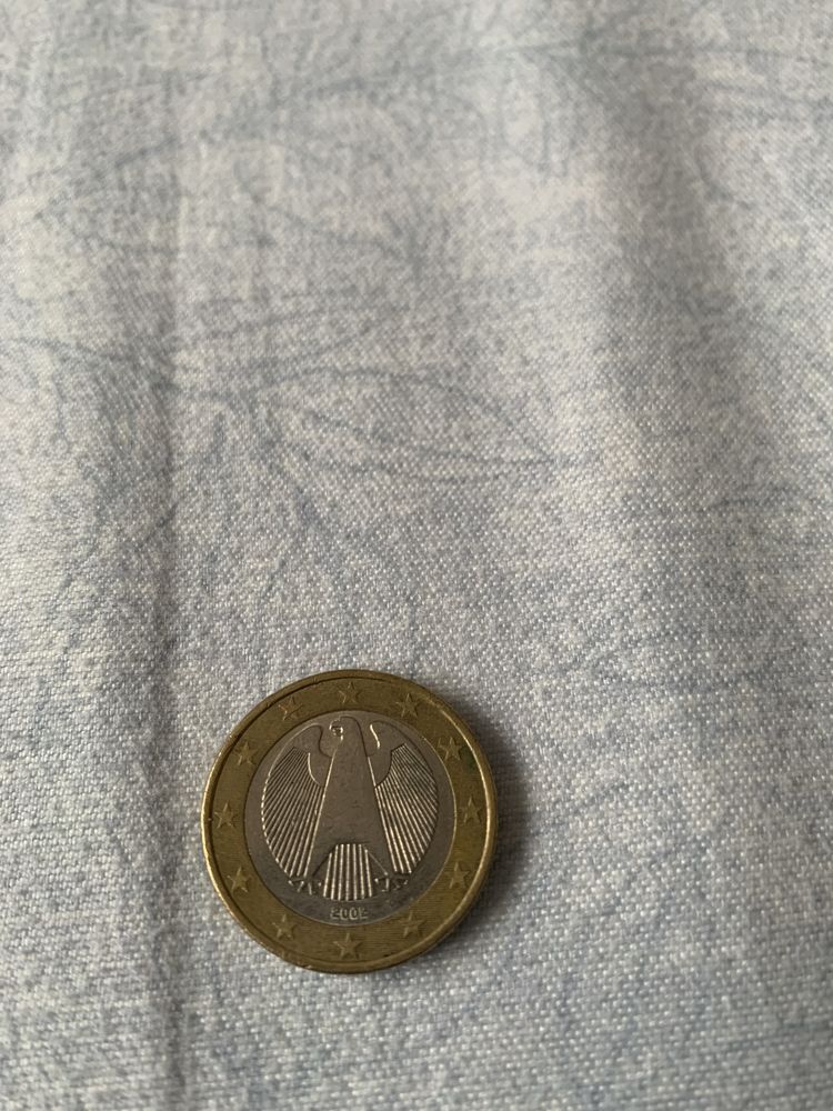 Vand moneda de un euro din anu 2002 adusa din grecia